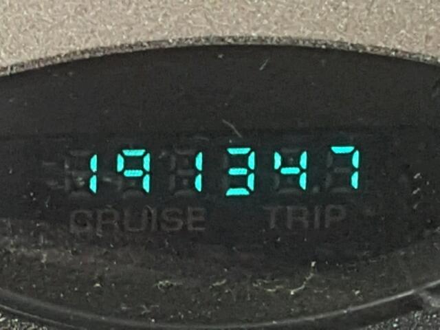 1J4GL48K15W686485 - 2005 JEEP LIBERTY SP RED photo 8