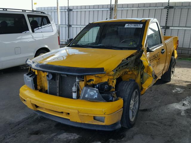 1GCCS146748110370 - 2004 CHEVROLET COLORADO YELLOW photo 2