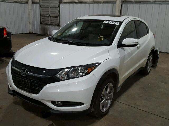 3CZRU6H50HM727110 - 2017 HONDA HR-V EX WHITE photo 2