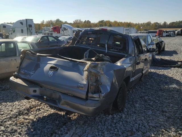 1D7HE48P27S164657 - 2007 DODGE DAKOTA QUA GRAY photo 4