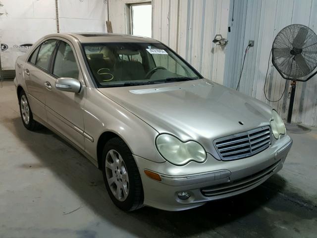 WDBRF61J55A727053 - 2005 MERCEDES-BENZ C 240 GOLD photo 1