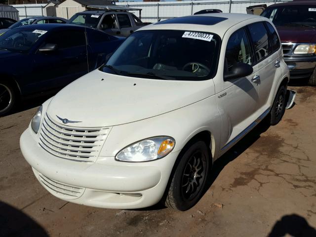 3C8FY68855T502074 - 2005 CHRYSLER PT CRUISER WHITE photo 2