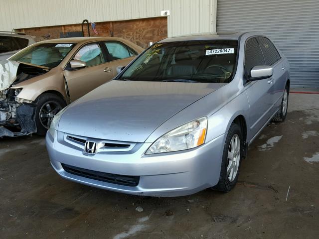 1HGCM66515A070598 - 2005 HONDA ACCORD EX GRAY photo 2