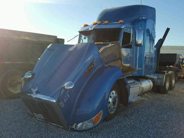 1XPHD49X2AD797312 - 2010 PETERBILT 386 BLUE photo 2