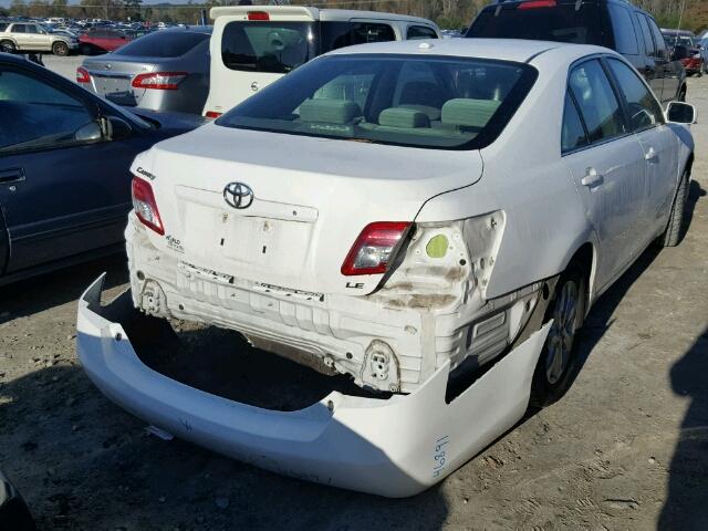 4T1BF3EKXBU646169 - 2011 TOYOTA CAMRY BASE WHITE photo 4