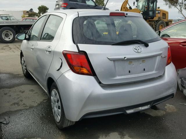 VNKKTUD35FA032139 - 2015 TOYOTA YARIS SILVER photo 3