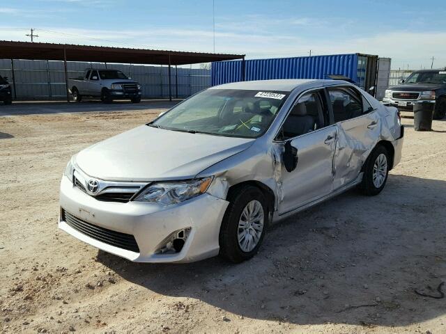 4T4BF1FK5ER407528 - 2014 TOYOTA CAMRY L SILVER photo 2