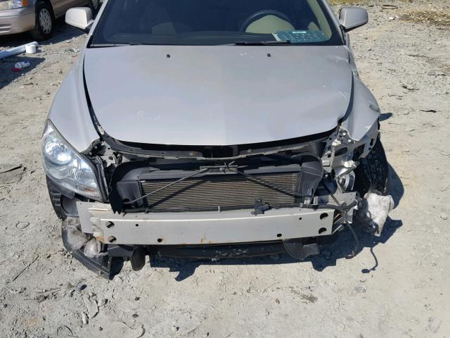 1G1ZC5E15BF252140 - 2011 CHEVROLET MALIBU 1LT GOLD photo 9