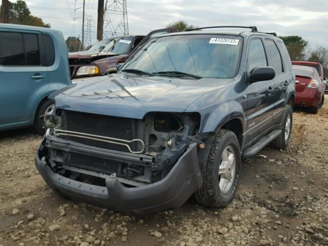 1FMYU03191KA20468 - 2001 FORD ESCAPE XLT BLUE photo 2