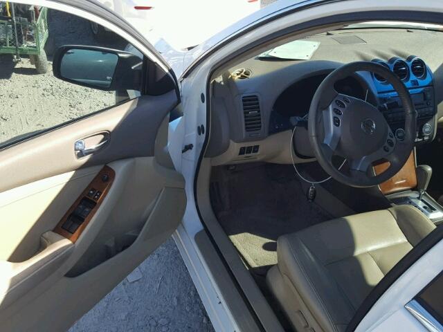 1N4BL21E08N479014 - 2008 NISSAN ALTIMA 3.5 WHITE photo 9