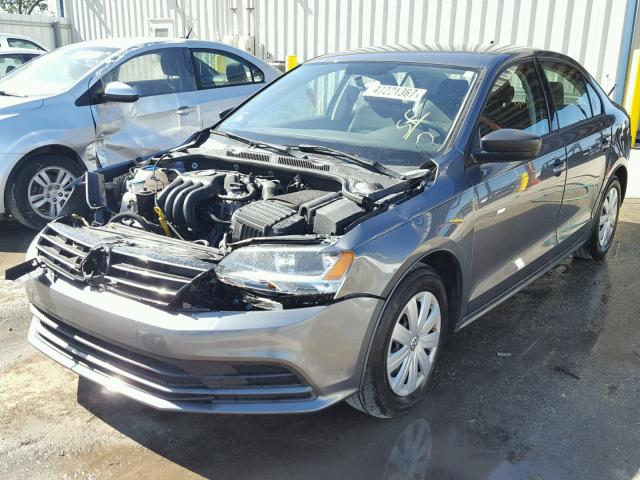 3VW2K7AJ5FM280407 - 2015 VOLKSWAGEN JETTA BASE 灰色 照片 2