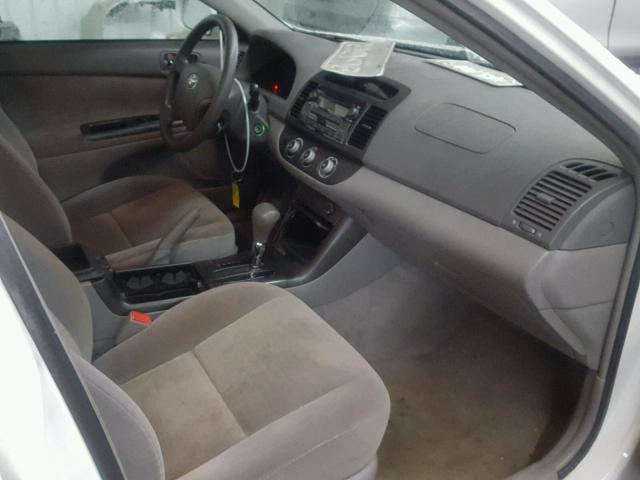 4T1BE32K96U744056 - 2006 TOYOTA CAMRY LE WHITE photo 5