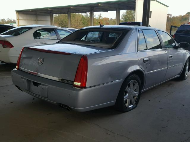 1G6KD57Y56U109306 - 2006 CADILLAC DTS SILVER photo 4