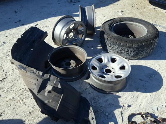 1N6AA06A65N502004 - 2005 NISSAN TITAN XE GRAY photo 9