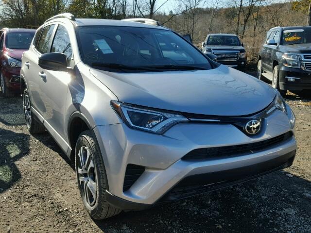 2T3ZFREVXHW367218 - 2017 TOYOTA RAV4 LE SILVER photo 1