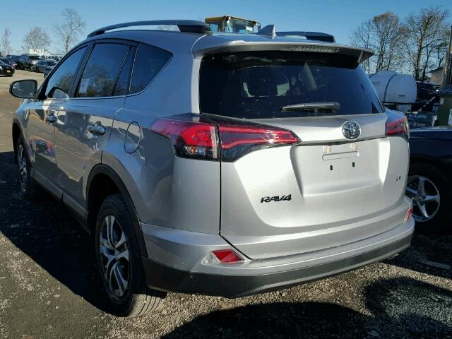 2T3ZFREVXHW367218 - 2017 TOYOTA RAV4 LE SILVER photo 3