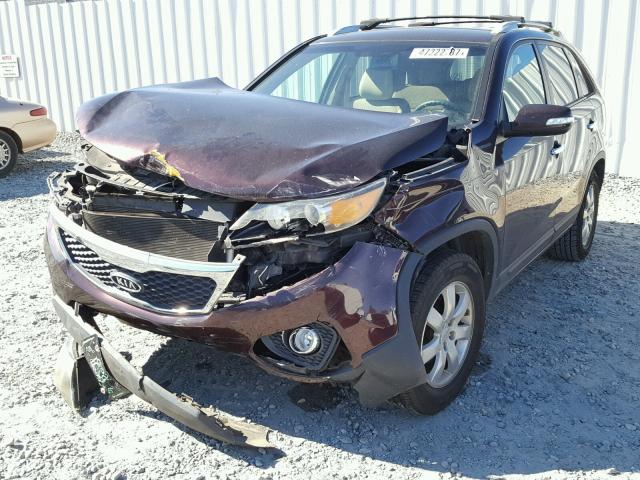 5XYKT4A15BG127807 - 2011 KIA SORENTO BA BURGUNDY photo 2