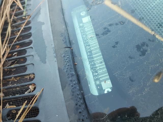 2G2WR524X41191048 - 2004 PONTIAC GRAND PRIX SILVER photo 10