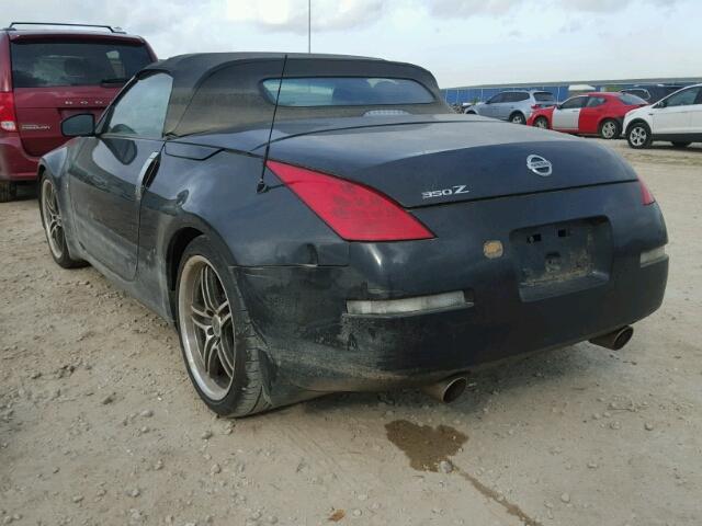 JN1AZ36AX6M452635 - 2006 NISSAN 350Z ROADS BLACK photo 3