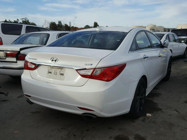 5NPEC4AB4BH197362 - 2011 HYUNDAI SONATA SE WHITE photo 4