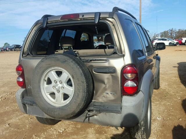 1J4GK48K95W510433 - 2005 JEEP LIBERTY SP GOLD photo 9
