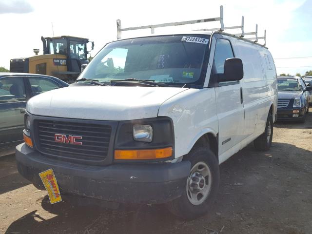 1GTHG35U431165947 - 2003 GMC SAVANA G35 WHITE photo 2