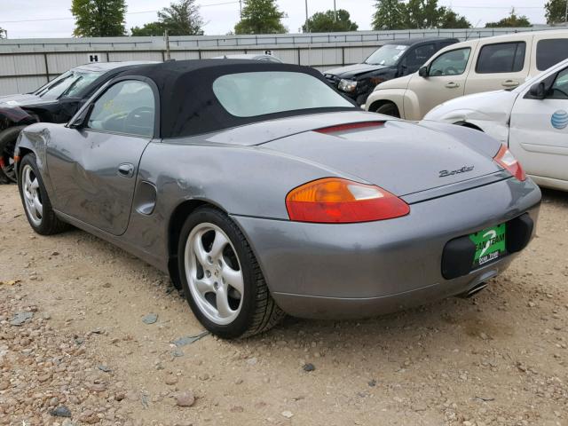 WP0CA29842U625463 - 2002 PORSCHE BOXSTER SILVER photo 3