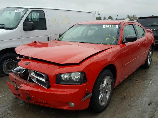 2B3KA33G78H157176 - 2008 DODGE CHARGER SX RED photo 2