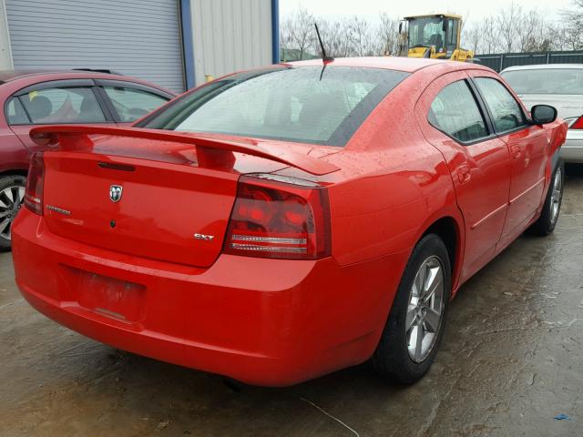 2B3KA33G78H157176 - 2008 DODGE CHARGER SX RED photo 4