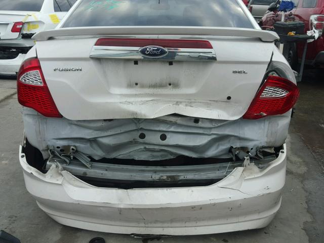 3FAHP0JA8CR414417 - 2012 FORD FUSION SEL WHITE photo 9