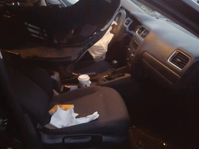 3VW1K7AJ0DM411073 - 2013 VOLKSWAGEN JETTA BASE BLACK photo 5