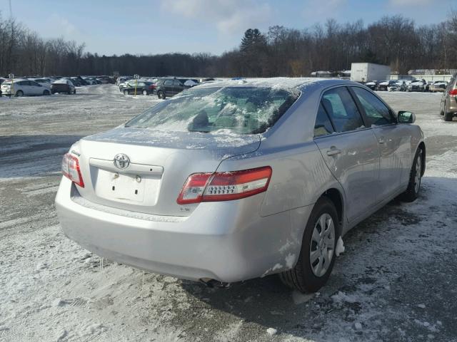 4T1BF3EK8BU777309 - 2011 TOYOTA CAMRY BASE SILVER photo 4
