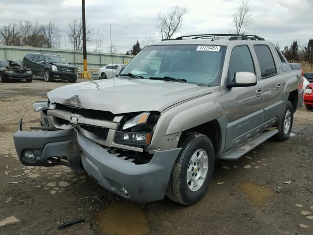 3GNEK13T32G212375 - 2002 CHEVROLET AVALANCHE GRAY photo 2