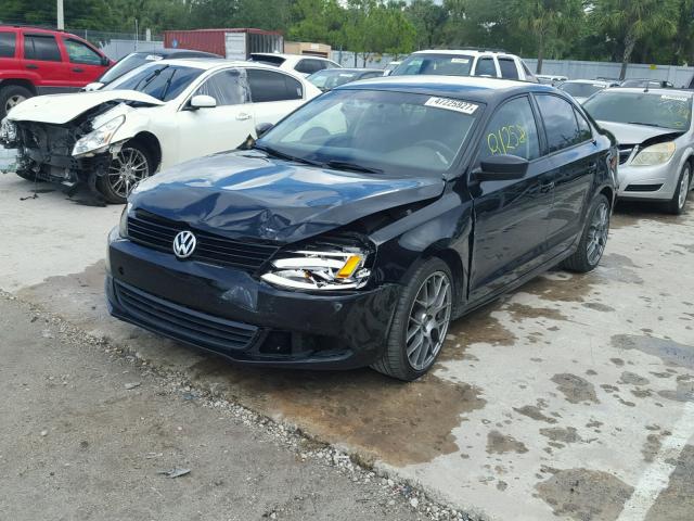 3VW2K7AJ0CM341528 - 2012 VOLKSWAGEN JETTA BASE 黑色 照片 2