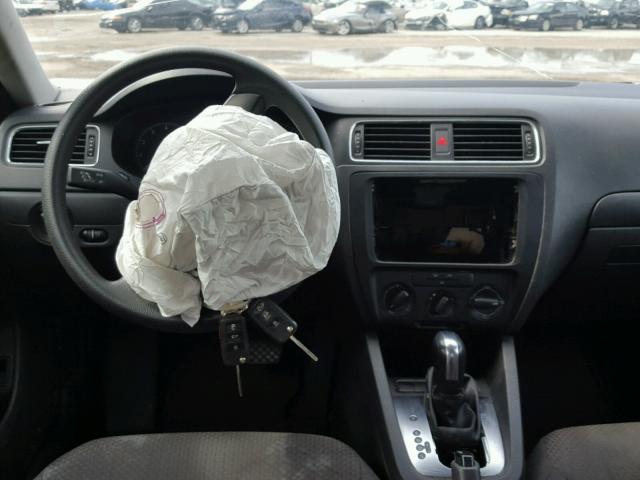 3VW2K7AJ0CM341528 - 2012 VOLKSWAGEN JETTA BASE 黑色 照片 9