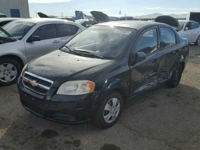 KL1TD56E29B392411 - 2009 CHEVROLET AVEO LS BLACK photo 2