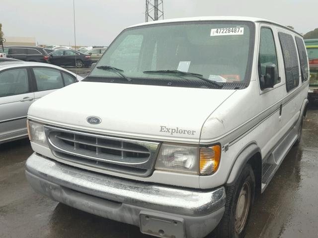 1FDRE14W2YHA30431 - 2000 FORD ECONOLINE WHITE photo 2