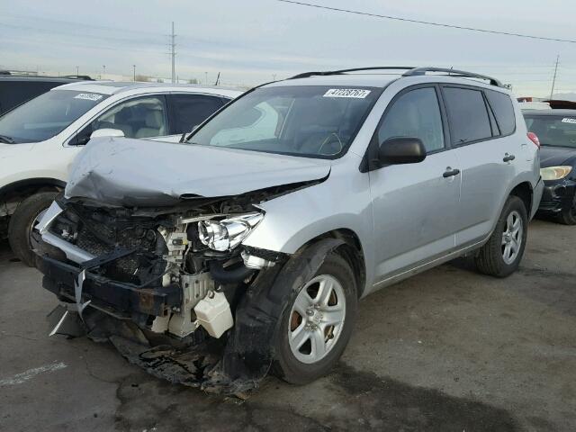 2T3BF4DV9AW069108 - 2010 TOYOTA RAV4 SILVER photo 2