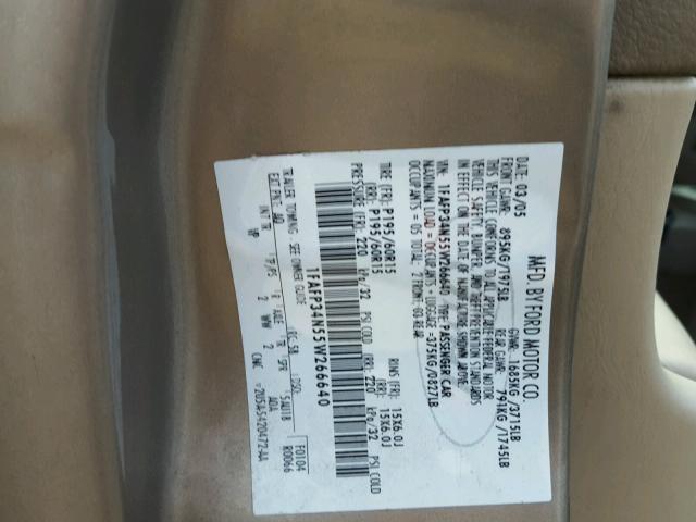 1FAFP34N55W266640 - 2005 FORD FOCUS ZX4 GOLD photo 10