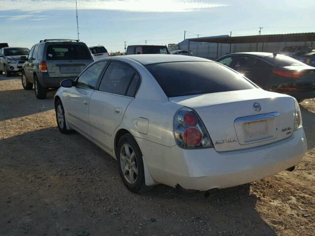 1N4BL11D65C117326 - 2005 NISSAN ALTIMA SE WHITE photo 3