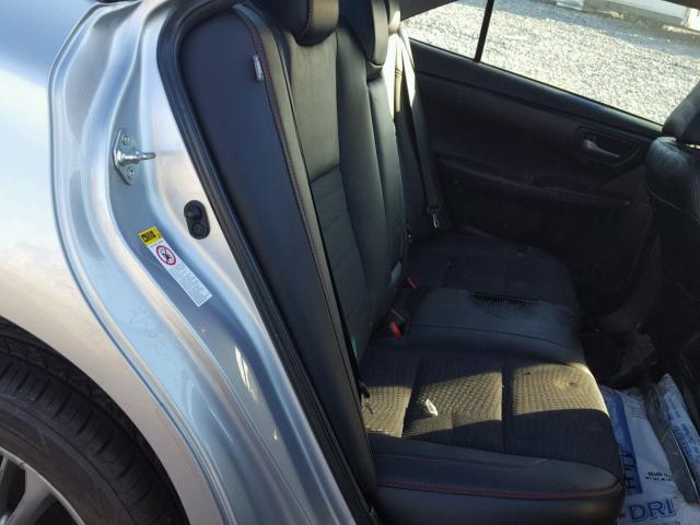 4T1BF1FK2FU957121 - 2015 TOYOTA CAMRY LE ვერცხლისფერი ფოტო 6