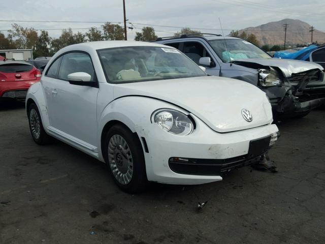 3VWJ17AT3GM604956 - 2016 VOLKSWAGEN BEETLE SE WHITE photo 1