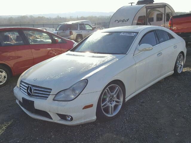 WDDDJ75X46A072924 - 2006 MERCEDES-BENZ CLS CLASS WHITE photo 2