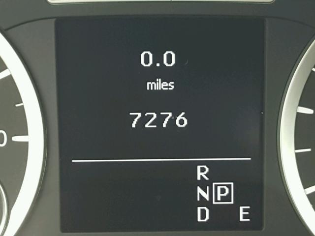 SJKCH5CP9JA059648 - 2018 INFINITI QX30 BASE RED photo 8