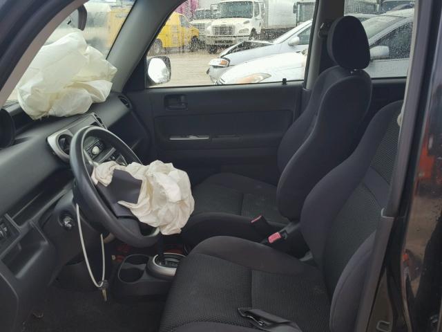 JTLKT324950176865 - 2005 TOYOTA SCION XB შავი ფოტო 5