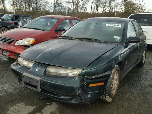 1G8ZK5274WZ255936 - 1998 SATURN SL2 GREEN photo 2