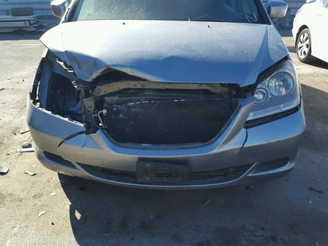 5FNRL38686B102228 - 2006 HONDA ODYSSEY EX SILVER photo 9