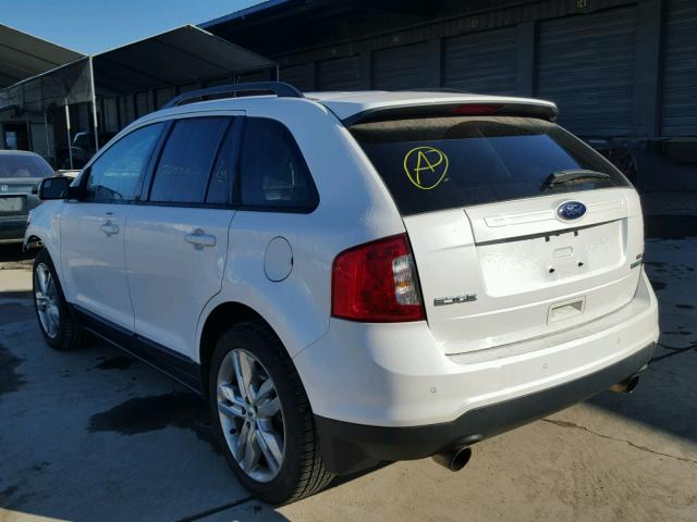 2FMDK3J99DBC85758 - 2013 FORD EDGE SEL WHITE photo 3