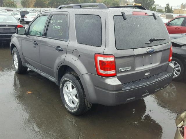 1FMCU0D7XCKB32180 - 2012 FORD ESCAPE XLT GRAY photo 3