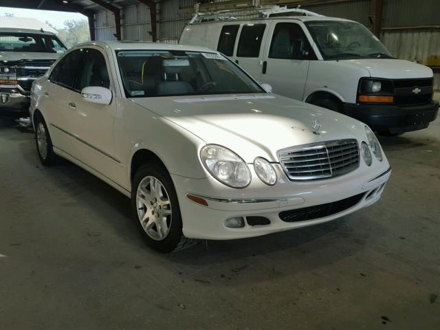 WDBUF65J95A716691 - 2005 MERCEDES-BENZ E 320 WHITE photo 1